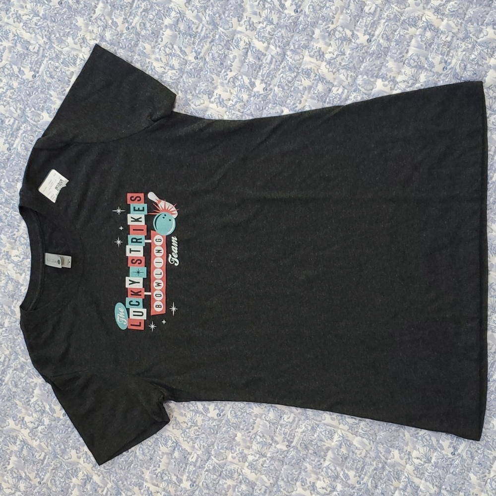 The Lucky Strikes Bowling Alley Souvenir T-Shirt, M, NWT